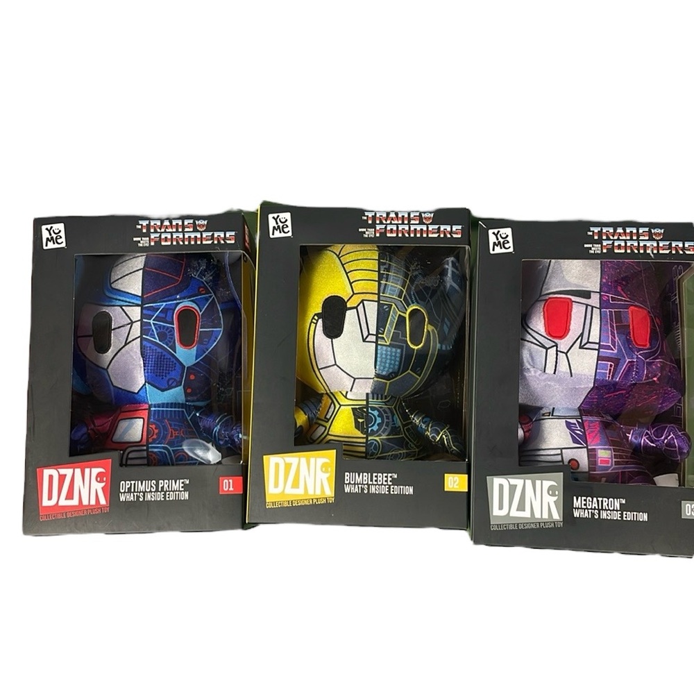 DZNR Transformers plush toys lot Optimus Prime, Bumblebee and Megatron